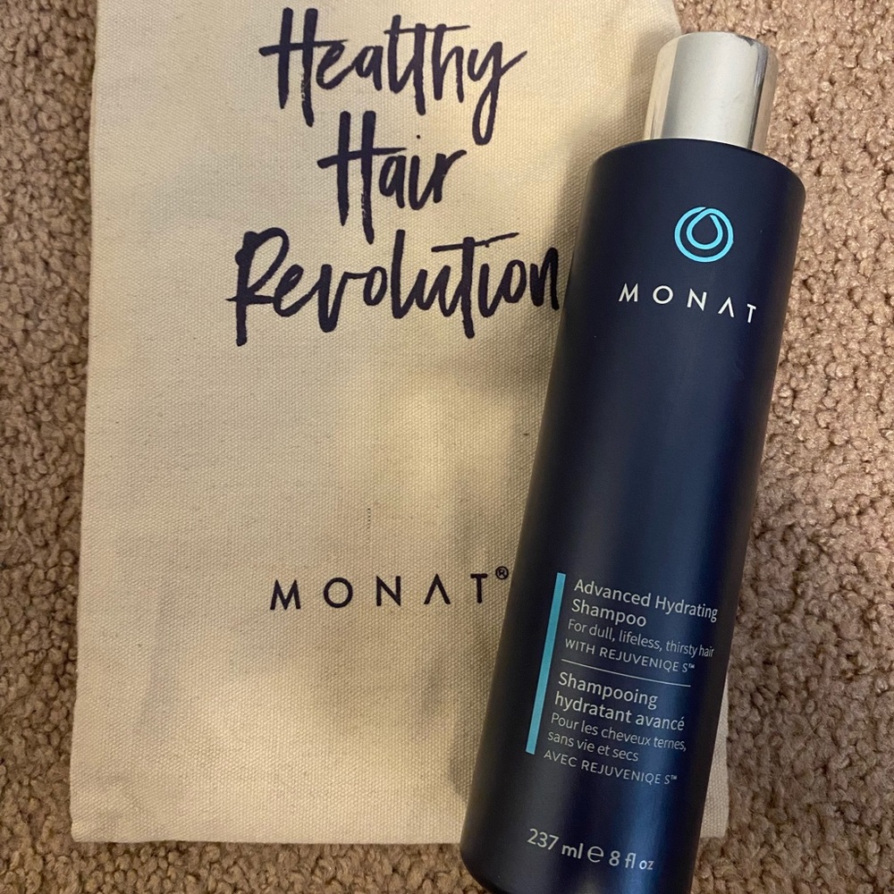 💜MONAT